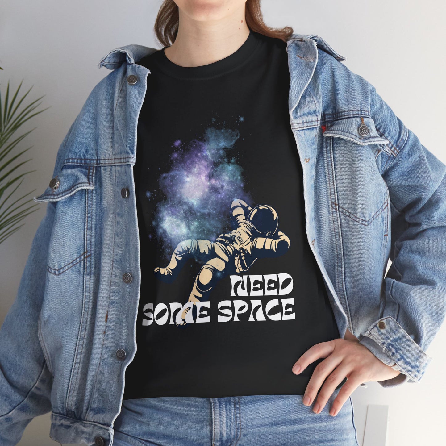 Need some space - Unisex Heavy Cotton Tee
