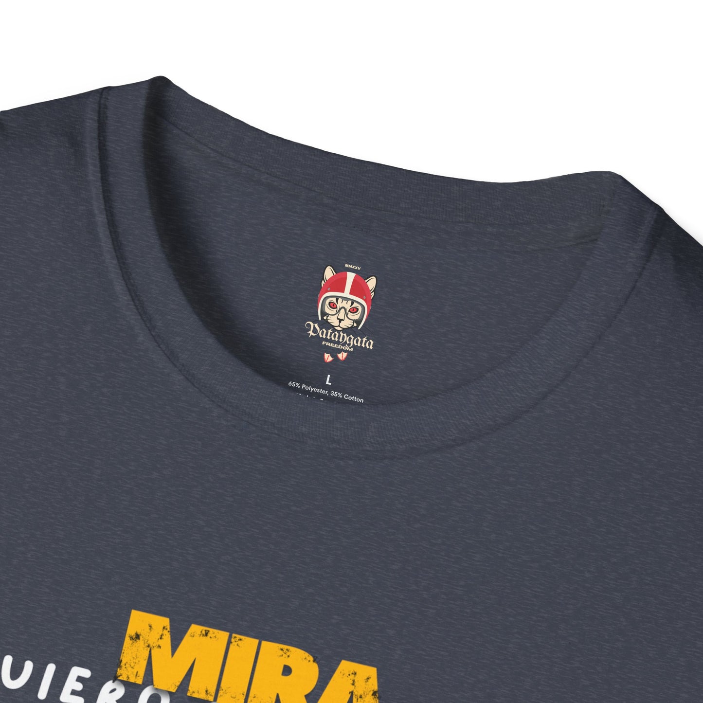 Quiero Pagar Con Tarjeta T-Shirt — Spanish Funny Graphic Tee