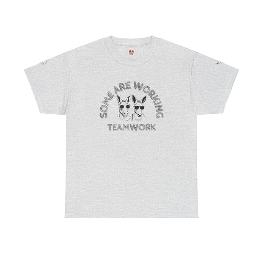 BD TEAMWORK - Unisex Heavy Cotton Tee